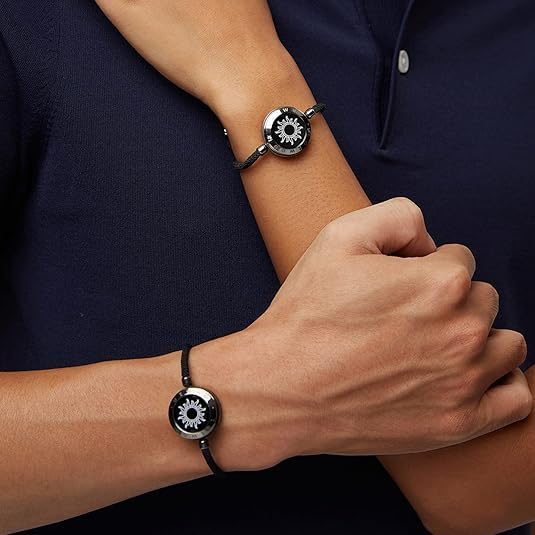 Long Distance Touch Bracelets for Couples, Vibration & Light up for Love Couples Bracelets | Long Distance Relationship Gifts for Girlfriend Bluetooth Pairing Jewelry